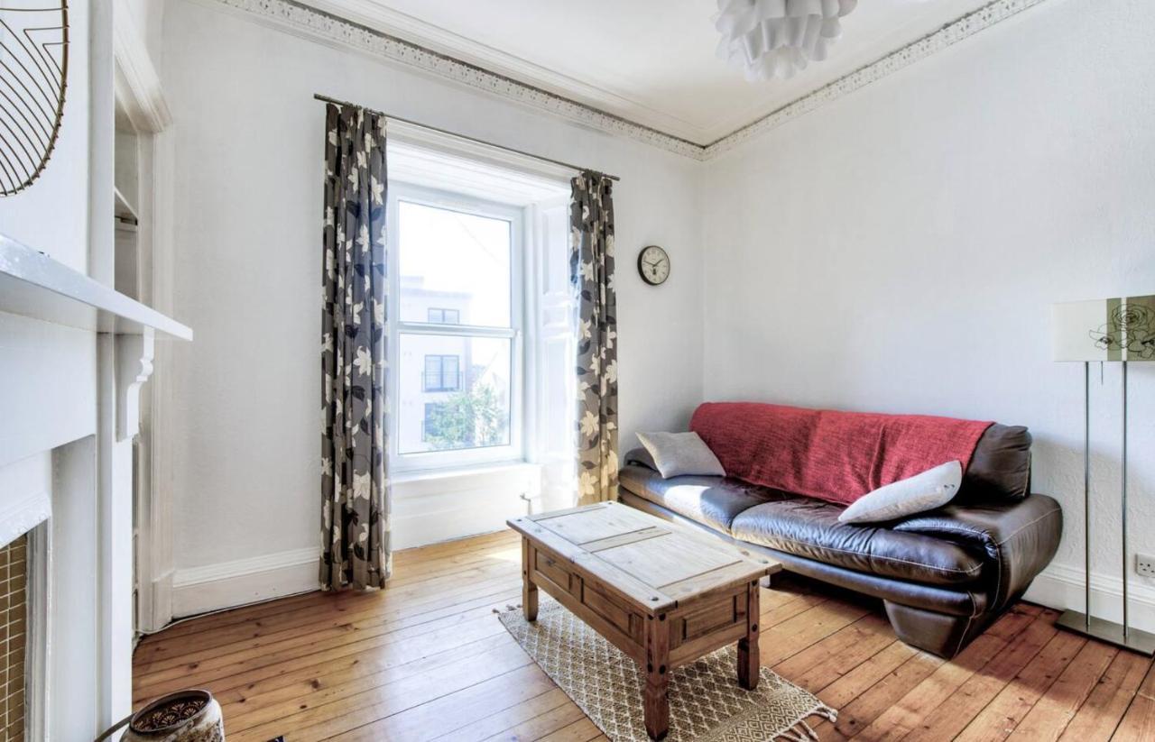 Entire Period Flat By City Centre Edinburgh Bagian luar foto