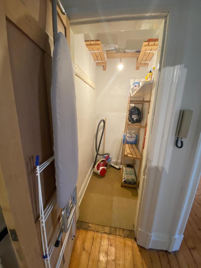 Entire Period Flat By City Centre Edinburgh Bagian luar foto